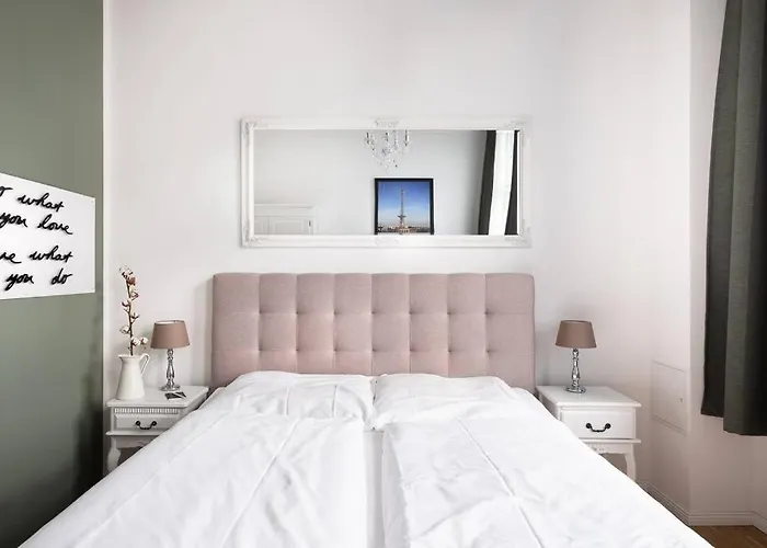 アパート Sc 05 By Rockchair L Superhost Status L 2 Bedrooms Boxspringbeds Balcony Elevator - Cozy Family & Business Flair Welcomes You!