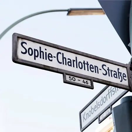 Sc 05 By Rockchair L Superhost Status L 2 Bedrooms Boxspringbeds Balcony Elevator - Cozy Family & Business Flair Welcomes You! Apartament *