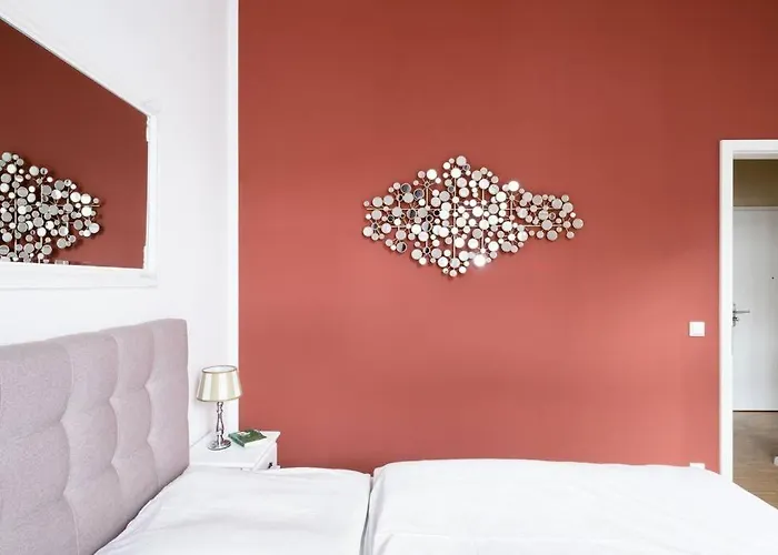 Apartament Sc 05 By Rockchair L Superhost Status L 2 Bedrooms Boxspringbeds Balcony Elevator - Cozy Family & Business Flair Welcomes You!