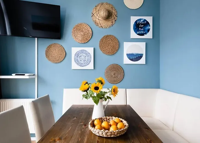 Apartament Sc 05 By Rockchair L Superhost Status L 2 Bedrooms Boxspringbeds Balcony Elevator - Cozy Family & Business Flair Welcomes You!