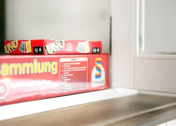 Sc 05 By Rockchair L Superhost Status L 2 Bedrooms Boxspringbeds Balcony Elevator - Cozy Family & Business Flair Welcomes You! *