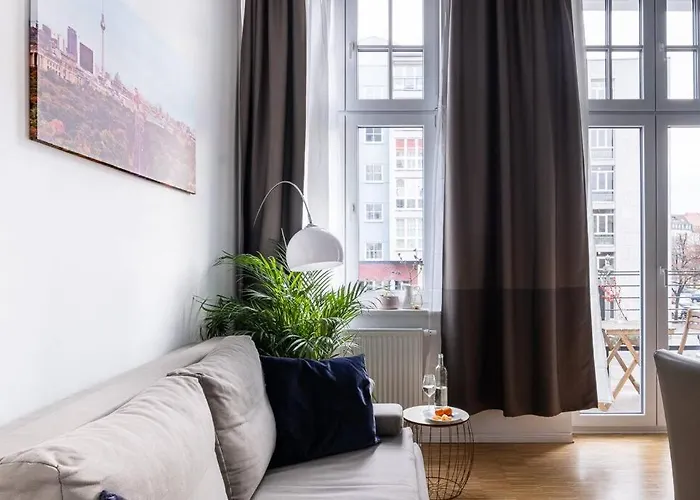 Sc 05 By Rockchair L Superhost Status L 2 Bedrooms Boxspringbeds Balcony Elevator - Cozy Family & Business Flair Welcomes You! Apartament