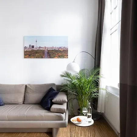 Sc 05 By Rockchair L Superhost Status L 2 Bedrooms Boxspringbeds Balcony Elevator - Cozy Family & Business Flair Welcomes You!