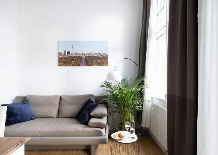 Sc 05 By Rockchair L Superhost Status L 2 Bedrooms Boxspringbeds Balcony Elevator - Cozy Family & Business Flair Welcomes You!